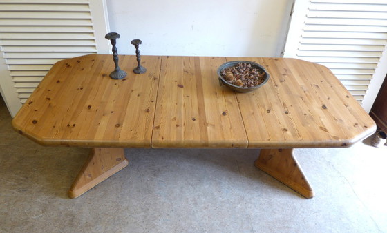 Image 1 of Dänischer ausziehbarer Esstisch aus brutalistischer Kiefer