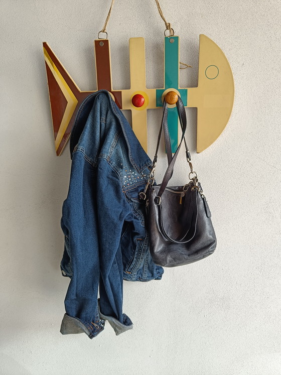 Image 1 of Appendiabiti in legno stile Mid-Century Modern, a forma astratta di pesce, Italia, anni '60