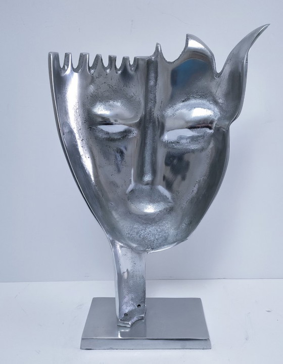 Image 1 of sculpture visage stylisé métal poli