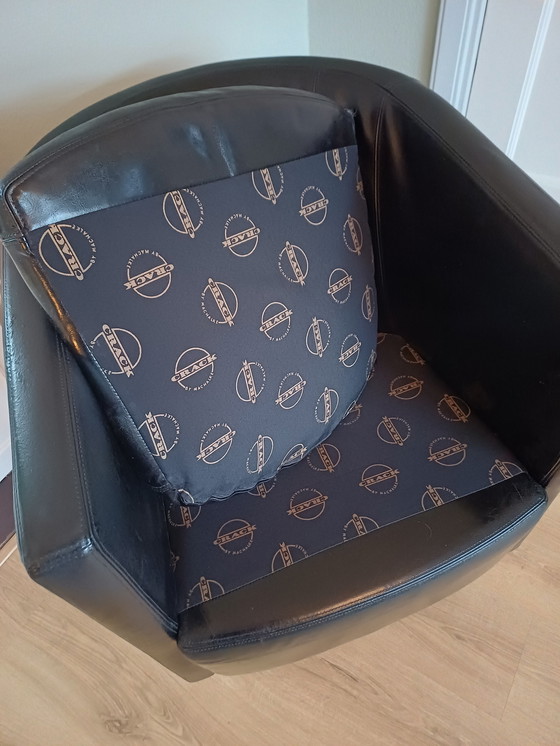 Image 1 of Poltrona Machalke in pelle nera di Crack