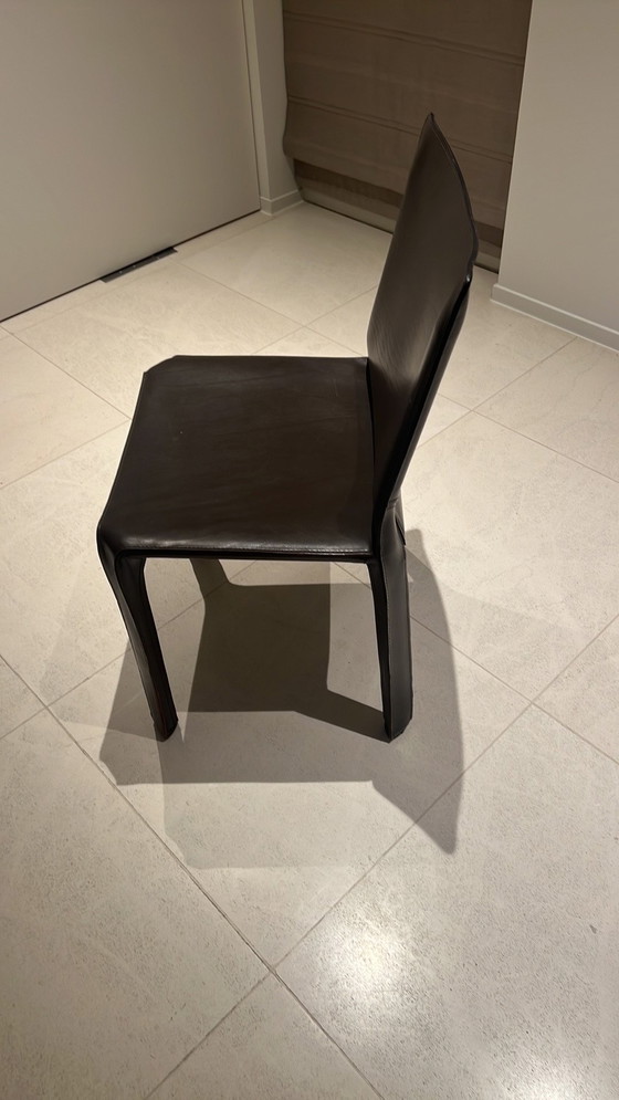 Image 1 of 8 Cassina Cab 412 Stühle dunkelbraun