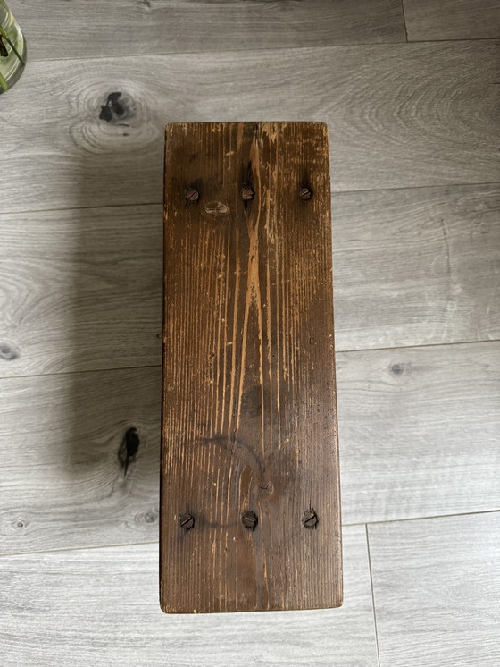 Image 1 of Vintage houten kruk