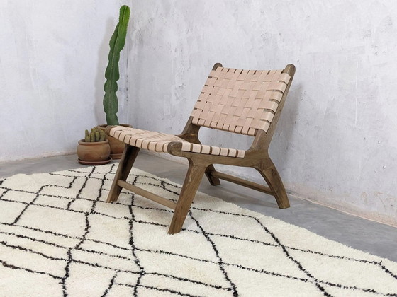 Chic Moroccan armchair in leather (photo 11 of 13)