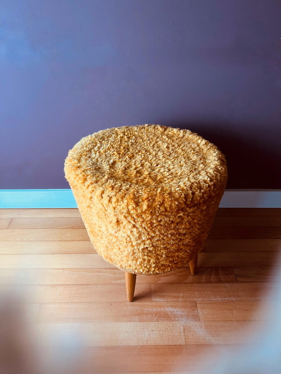 Image 1 of Jaren “60 pluche oker poef