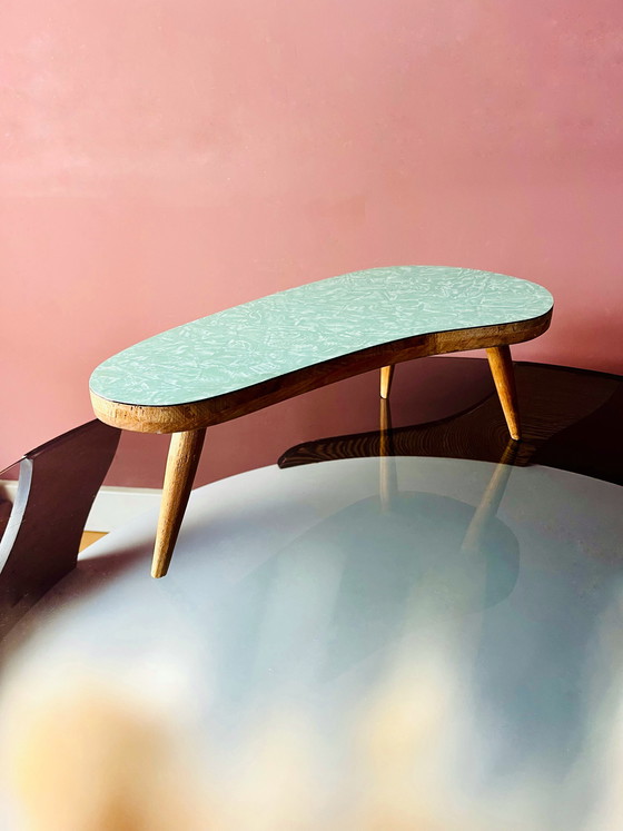 Image 1 of Klein vintage Formica niertafeltje
