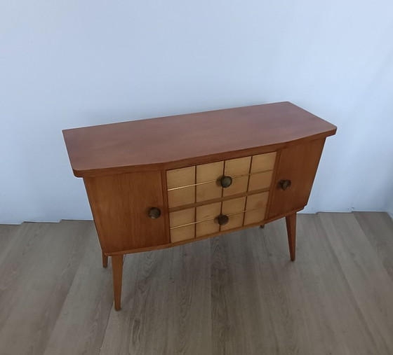 Mini commode JoKo années cinquante – Bois, Laiton (photo 6 of 10)