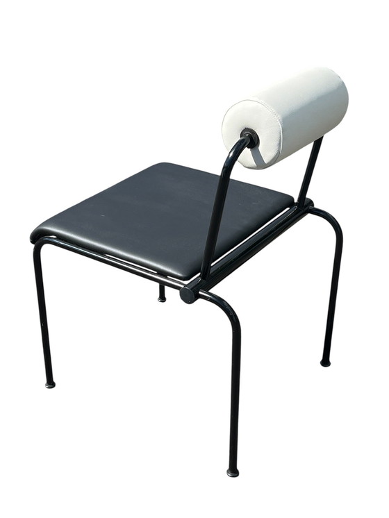 Image 1 of 2 sedie postmoderne Memphis, nere e bianche