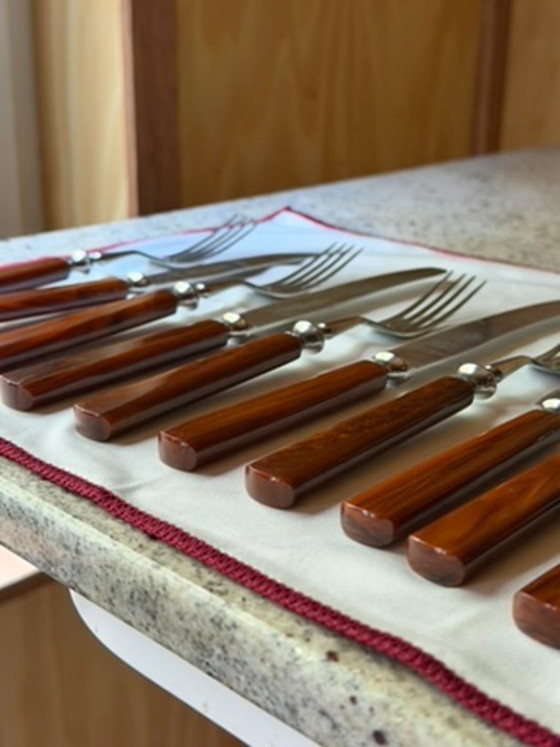 Vintage Carl Voos Solingen German Flatware Set - 12 Piece MCM Knife And Fork Set - Rostfrei Stainless Steel (photo 32 of 32)