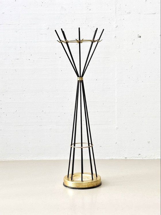 Image 1 of Armoire pivotante italienne avec éléments en laiton, Italie des années 1950