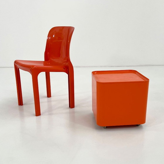 Orange Dime Side Table on Wheels by Marcello Siard for Longato, 1970s – Plastic (photo 5 of 8)