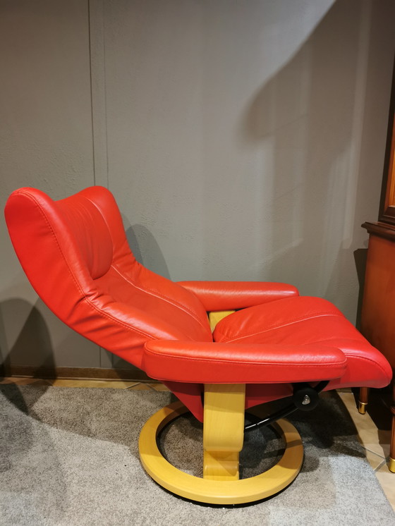 Image 1 of Ekornes Stressless Chair, Mod. Wing, Size M, With Hocker.