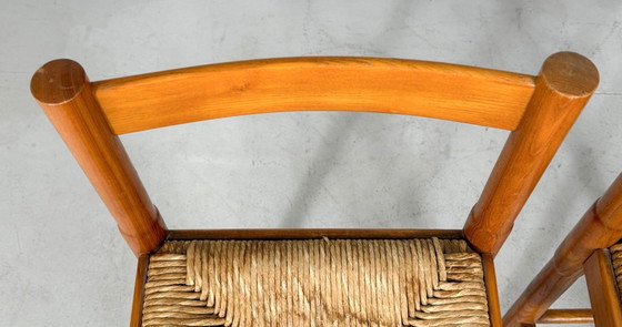 Image 1 of Juego de 2 taburetes/taburetes de bar, modelo 'Carimate' de Vico Magistretti, pino, tejido de junco, década de 1960, Italia
