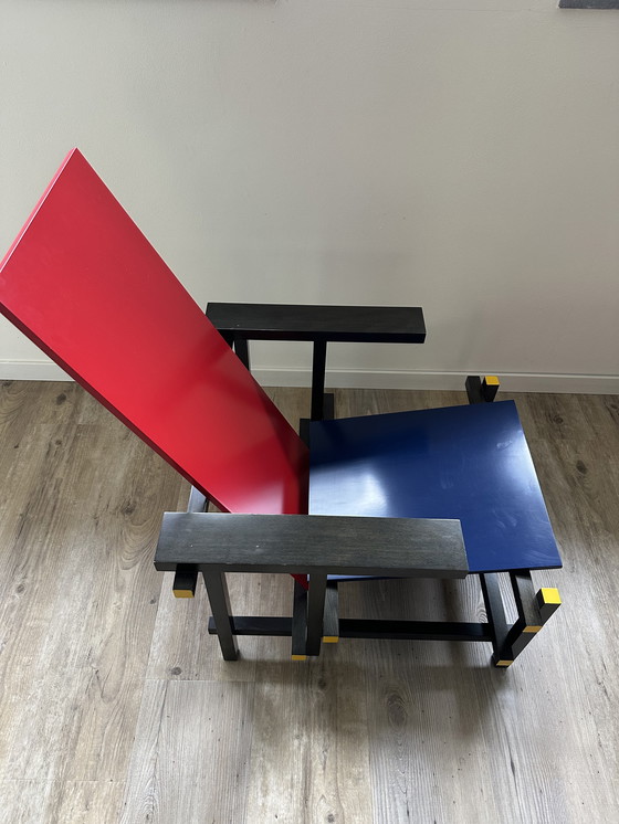 Image 1 of Rietveld Red and Blue stoel cassina Italy