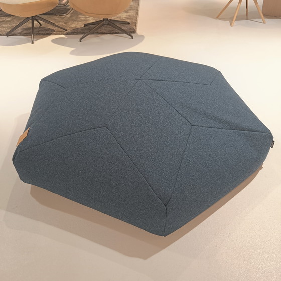 Image 1 of Freistil-Pouf