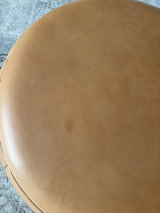 Design on Stock Barrell pouf – Footstools & poufs, Leather (photo 5 of 5)