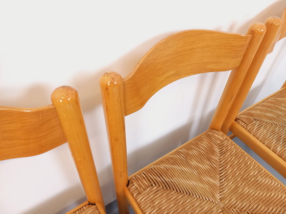 Image 1 of Suite van 4 Vintage Brutalistische stoelen in licht hout en stro uit de jaren 70 en 80