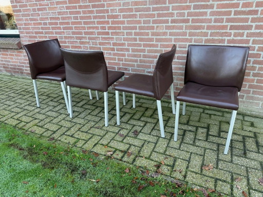 4x Leolux Myto dining chairs brown leather