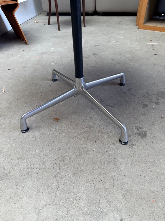 Vitra Eames Contract Table (Lagerbestand: 2) – Esstische, Metal, Wood (photo 16 of 19)