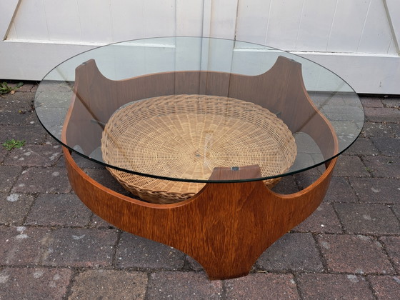 Tavolino rotondo in teak stile Space Age – Tavolini da caffè, Glass, Wood (photo 7 of 9)