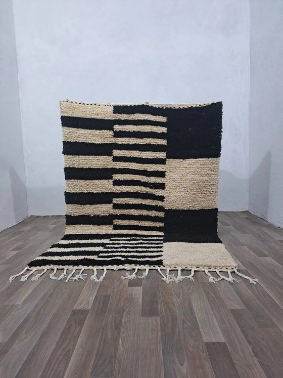 Vierkant vloerkleed 2/2 handgemaakt in het Atlasgebergte. – Vloerkleden en tapijten, Wool, Bohemian (photo 2 of 6)