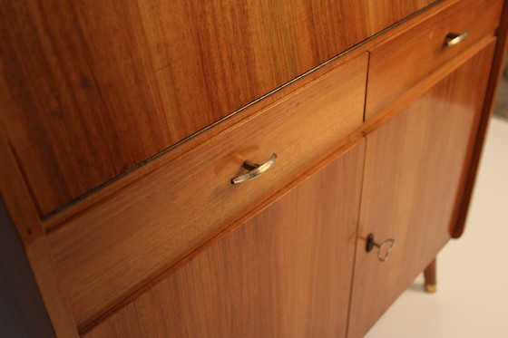 Image 1 of Stijlvolle mid-century vintage secretaire uit de jaren 60. 