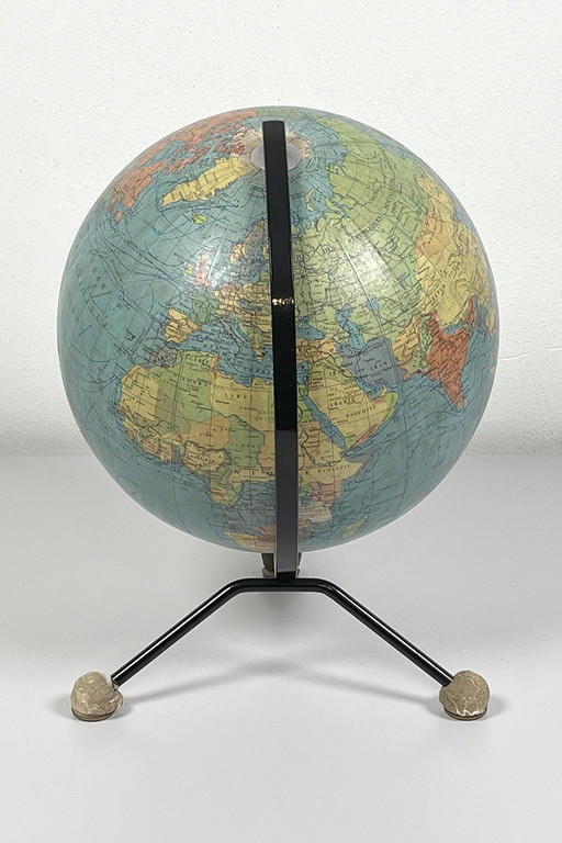 French globe