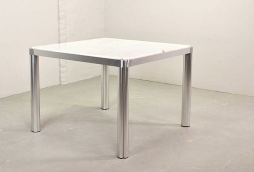 Kho Liang Ie für Artifort Esstisch aus Marmor und Aluminium