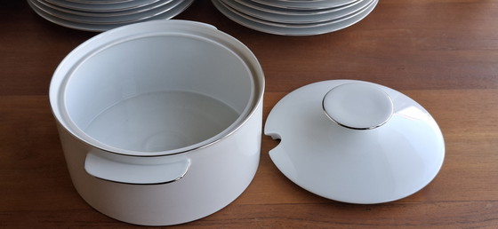 Image 1 of Thomas Alemania Serie Medaillon Dekschaal /terrina