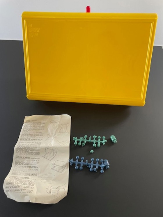 Image 1 of Vintage Memphis bread box Daisy Italian design