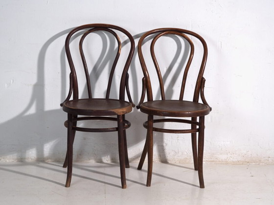 Pair of antique bentwood chairs in the Thonet style – Central Europe, circa 1900 – Dining chairs (photo 21 of 40)
