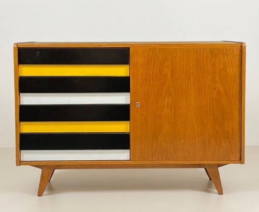 U-458 Sideboard von Jiří Jiroutek, Tschechoslowakei, 1960er Jahre – dressoirs, Wood