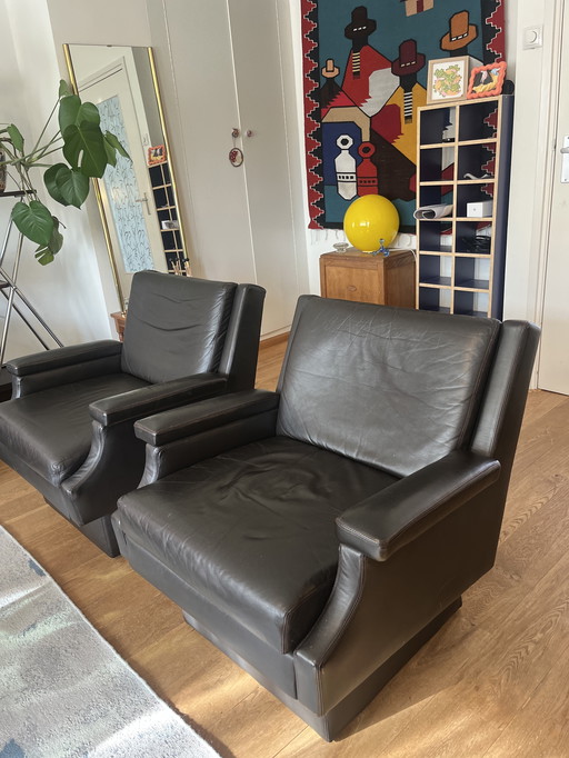 Mid-century-modern brown leather lounge chairs (pair) 