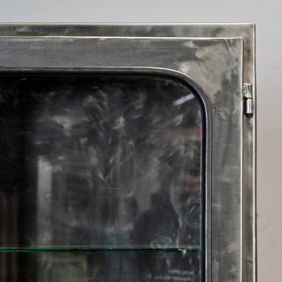 Image 1 of Armadietto dei medicinali vintage, anni '70