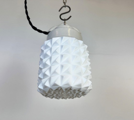 Image 1 of Vintage witte porseleinen hanglamp, jaren 70