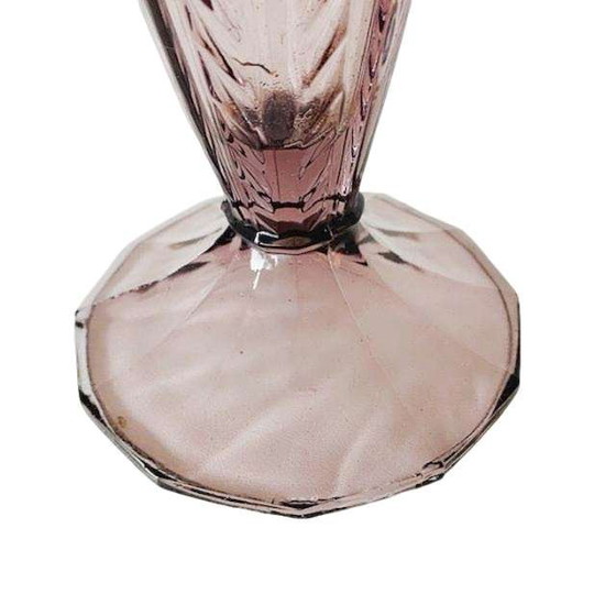 Image 1 of Artdeco hohe Vase lila Glas 1930s