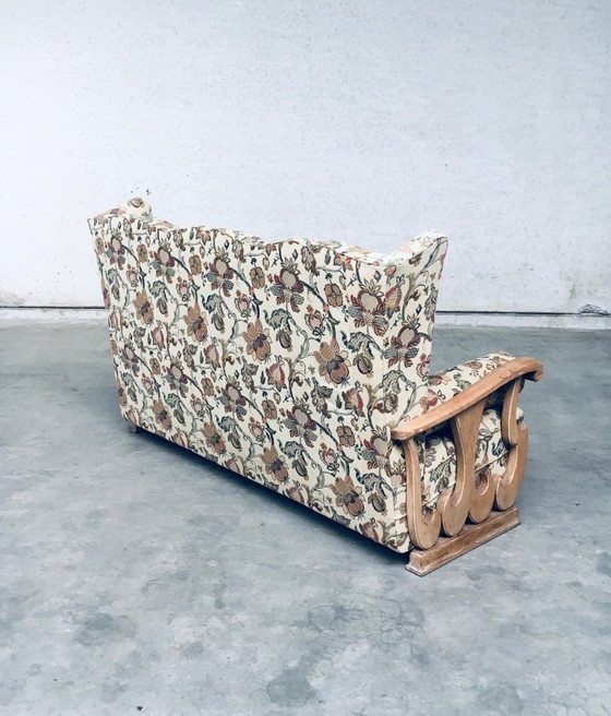 Image 1 of Dreisitzer-Sofa mit hoher Ohrenlehne im Stil der frühen 1900er Jahre