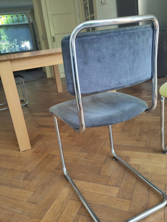 Image 1 of Set van 6 Dutch Originals Gispen Buisframe Eetkamerstoelen (zwart, groen, grijs/blauw)