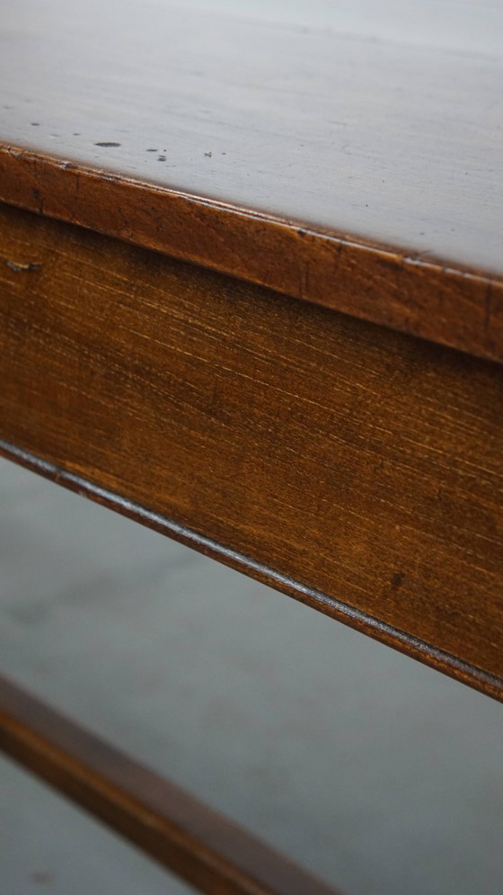 Image 1 of Table de salle à manger ancienne en bois fruitier du 18ème siècle avec 2 tiroirs
