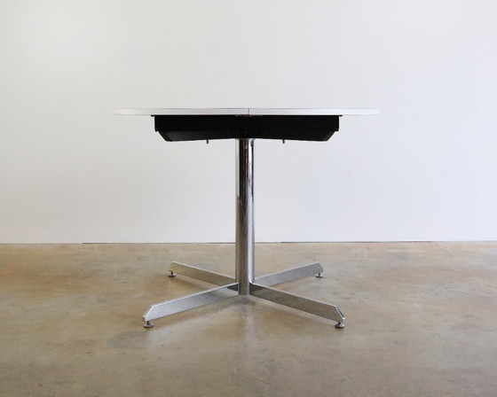 Image 1 of Vintage round extendable table