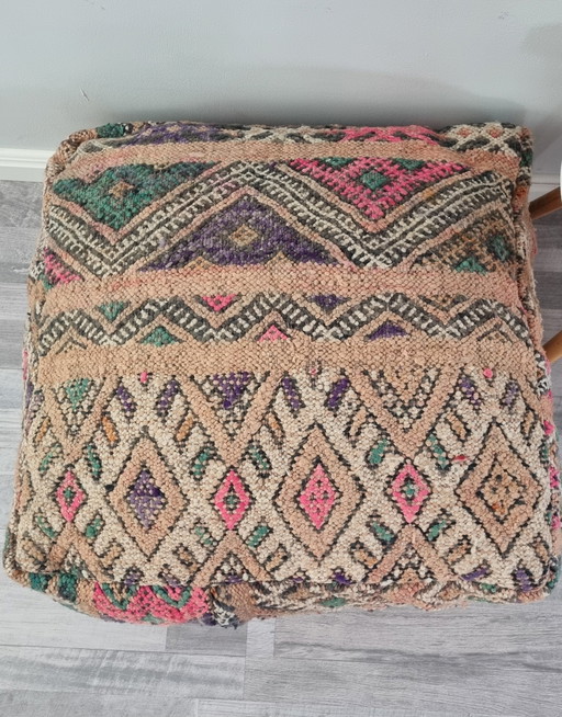 Vintage Berber Pouf, marokkanisches Sitzkissen, Bodenkissen