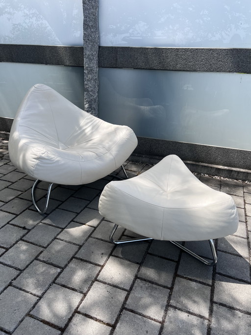 Fauteuil design « Chili » de Paul Falkenberg avec repose-pieds pour Rom AG – cuir véritable (Trentino Off-White)
