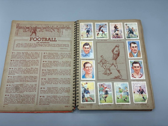 Nestlé Album – Sports, Tales, Explorations – vintage stickers – Decorative Objects, Paper (photo 5 of 5)