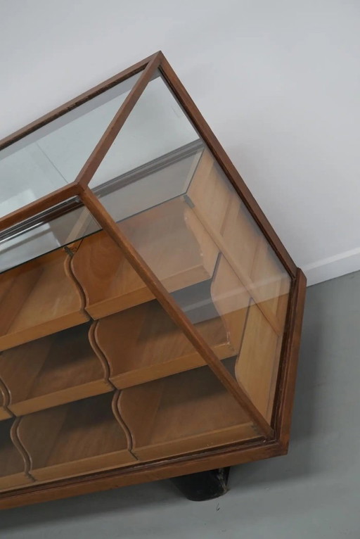 Antique British shop cabinet / counter in maple and hardwood, 1930s