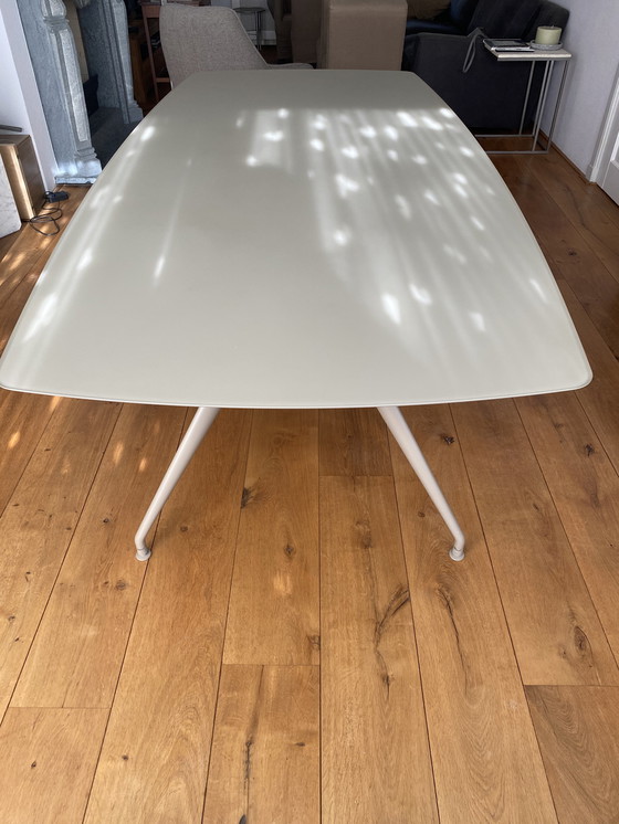 Image 1 of Rimadesio Manta Eettafel 220