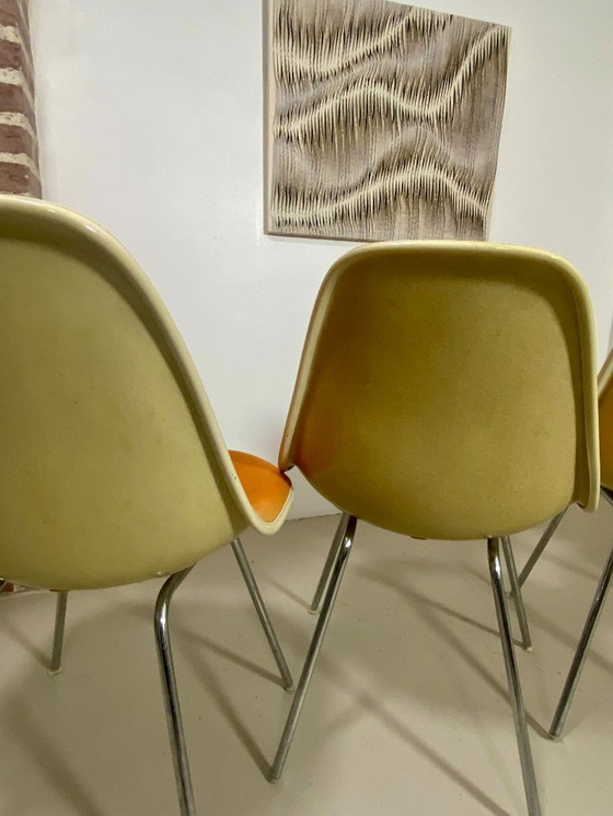 Image 1 of Juego de 4 sillas DSW Eames – Herman Miller (1952)