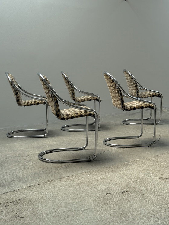 Image 1 of SET OF 5 CHROMED STEELTUBE CANTILEVER CHAIRS IN THE STYLE OF GASTONE RINALDI, ITALY 1970s
