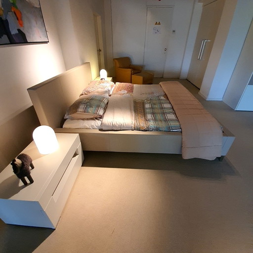 Letto Hülsta Elumo II con comodini