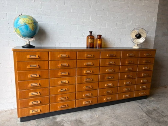 Vintage mid-century apothekerskast,apotheekkast,ladekast, Ladekasten, Hout, Metaal, Bruin (foto 6 van 14)