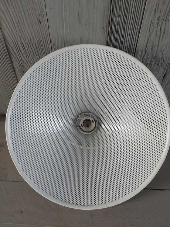 Image 1 of Dänische weiße Design-Pendelleuchte aus den 1970er Jahren