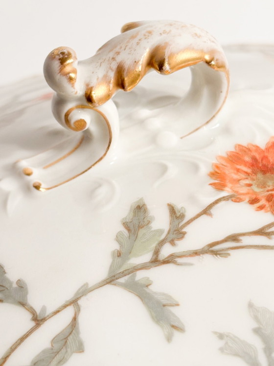 Pair of 1960s Hand-painted Limoges Porcelain Soup Tureens – Table accessories (photo 10 of 16)